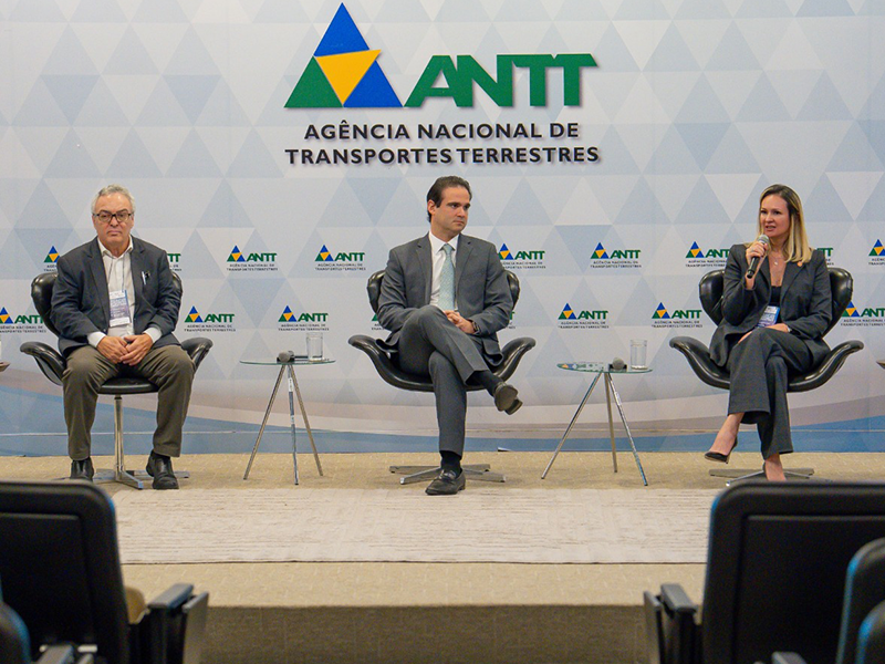 Seguros em pauta: ANTT reúne especialistas para debater proteção e segurança no transporte terrestre